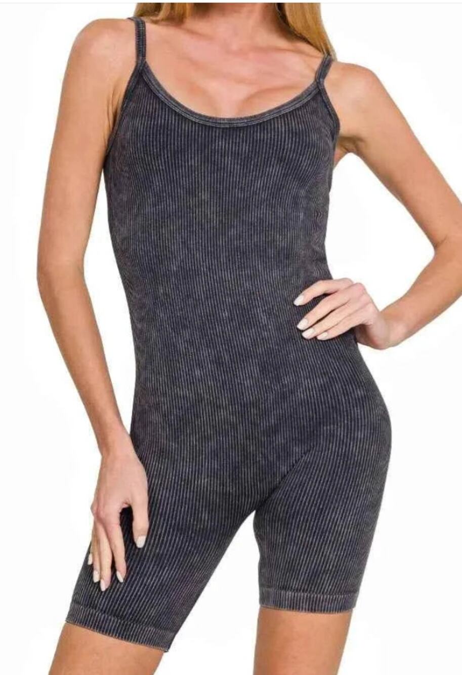 Indero Stone Washed Ribbed Seamless Romper Size M